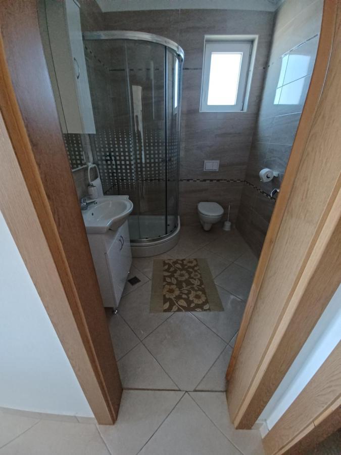 Apartmani Suncev Sjaj Rtina Luaran gambar