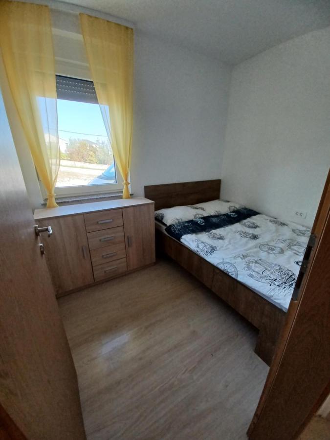 Apartmani Suncev Sjaj Rtina Luaran gambar