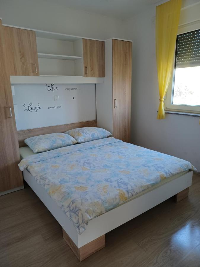 Apartmani Suncev Sjaj Rtina Luaran gambar