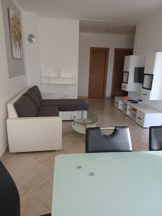 Apartmani Suncev Sjaj Rtina Luaran gambar