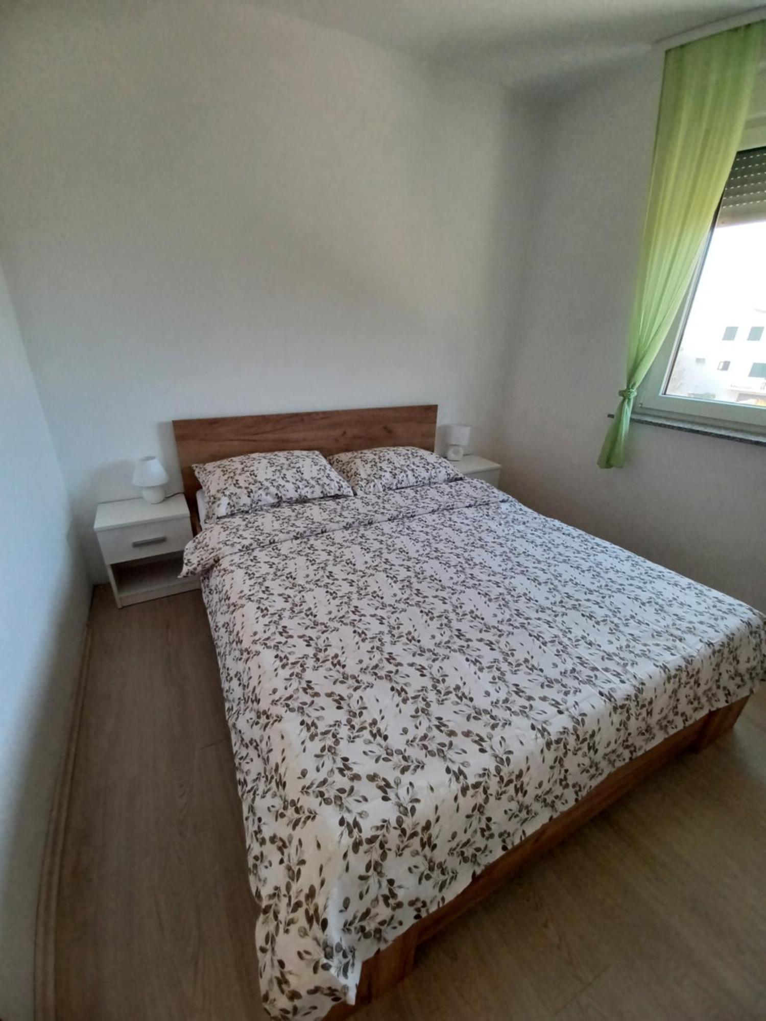 Apartmani Suncev Sjaj Rtina Luaran gambar