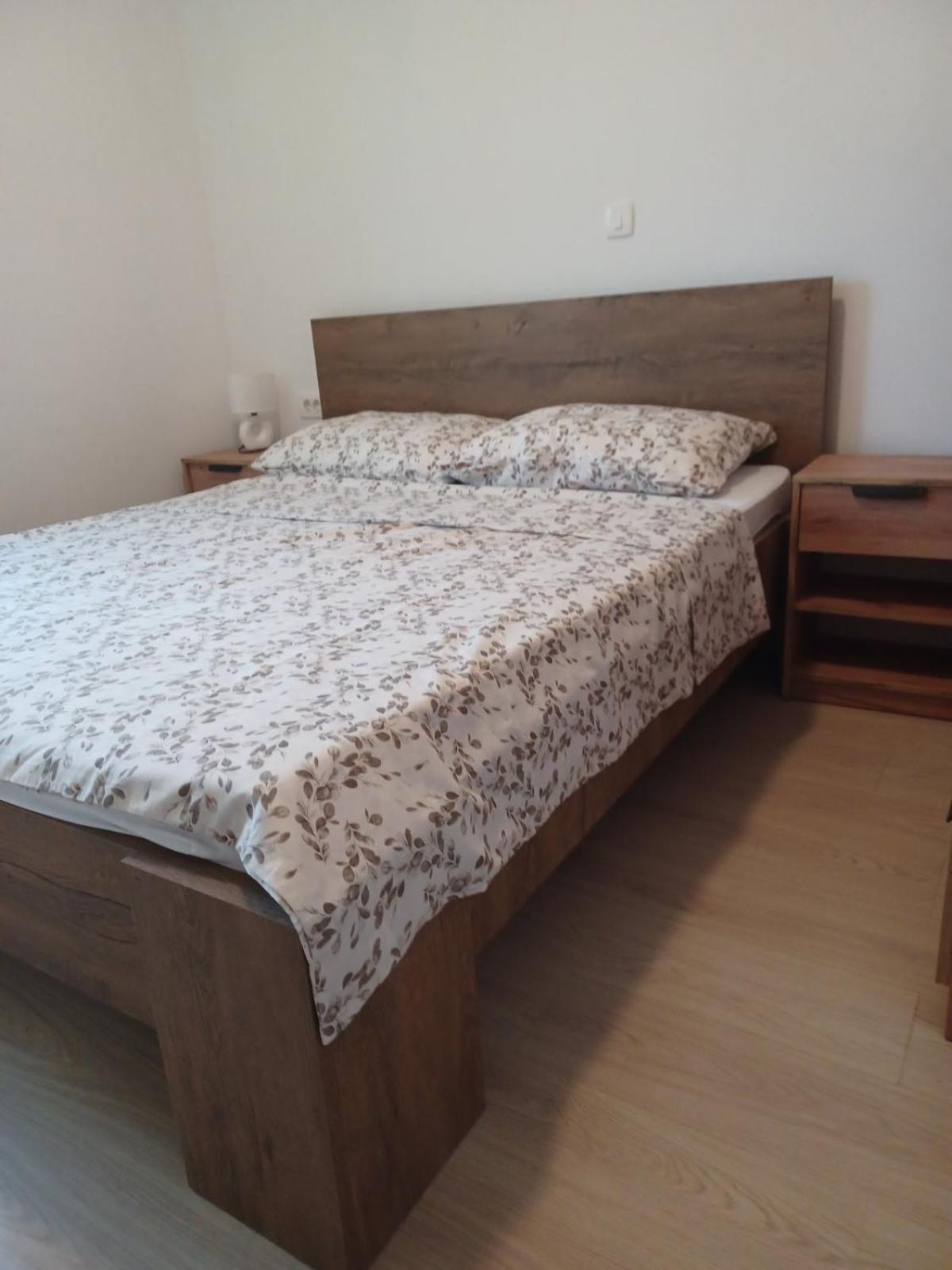 Apartmani Suncev Sjaj Rtina Luaran gambar