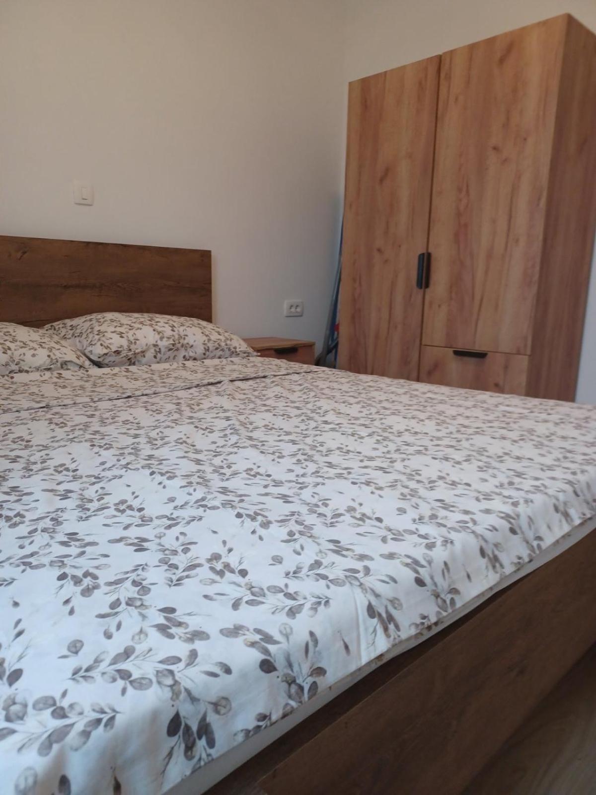 Apartmani Suncev Sjaj Rtina Luaran gambar